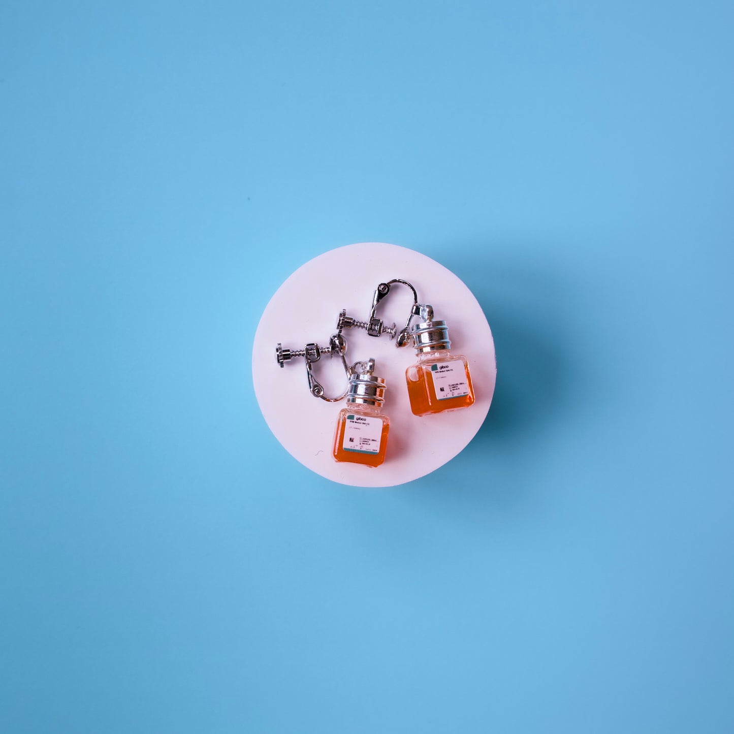[PRE-ORDER] Cell Culture Bottle Earrings